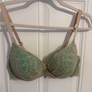 Victoria's Secret Green Lace Bra with Tan Accents